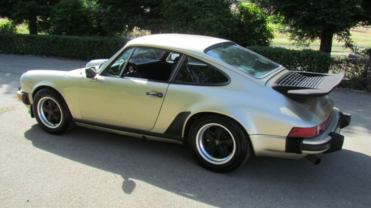 1977 Porsche 911 - photo 8