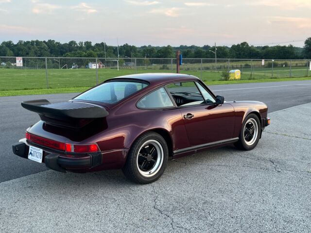 1977 Porsche 911 - photo 2