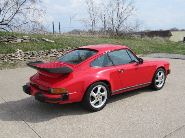 1977 Porsche 911 Sunroof-P/Windows-A/C Cold - photo 4