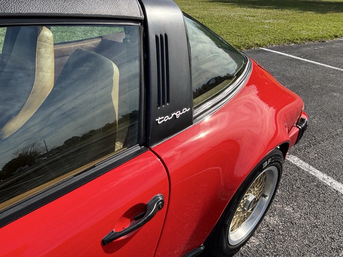 1977 Porsche 911 targa - photo 8
