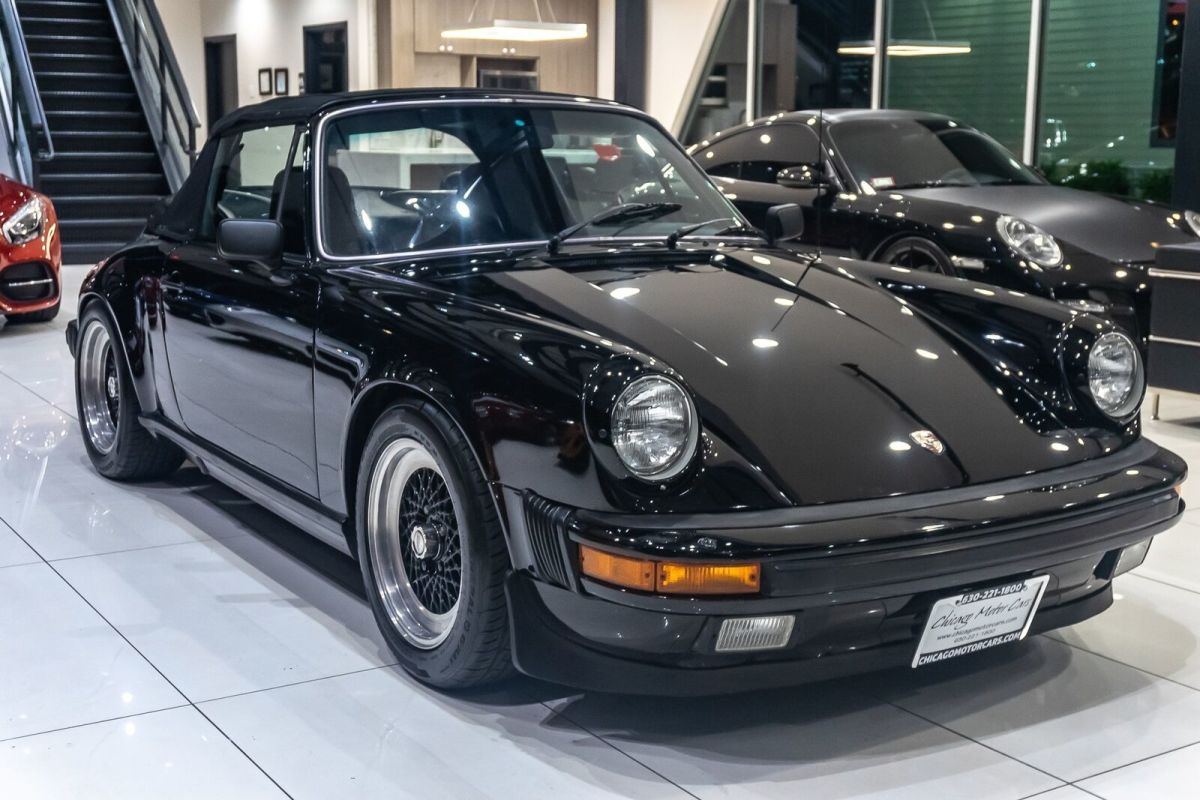 1977 Porsche 911 Custom Convertible ONLY 32K MILES! RARE! TASTEFULL - photo 4