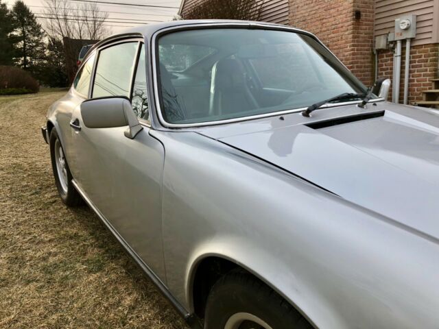 1977 Porsche 911 Coupe - photo 11