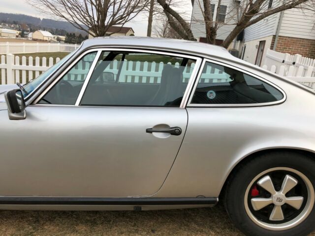 1977 Porsche 911 Coupe - photo 9