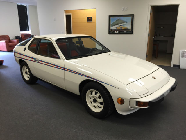 1977 Porsche 924 Martini Edition - photo 2