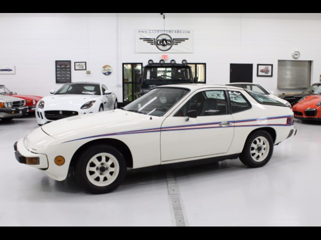 1977 Porsche 924 Martini Same Owner Last 39 years 1977 Porsche 924 --