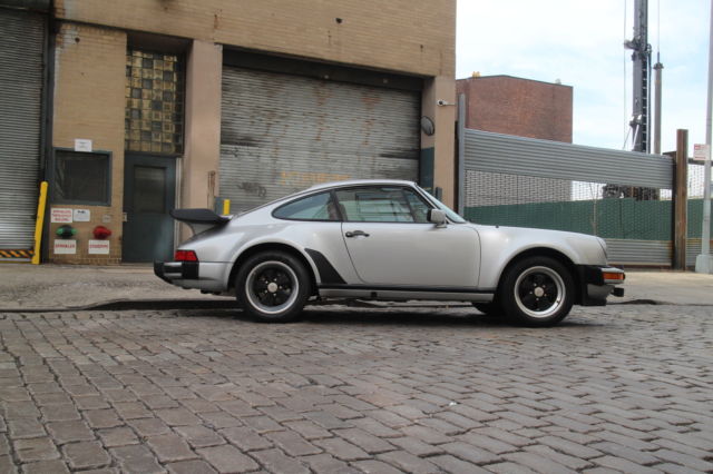 1977 Porsche 930 - Matching Numbers - Original Colors 1977 Porsche 930