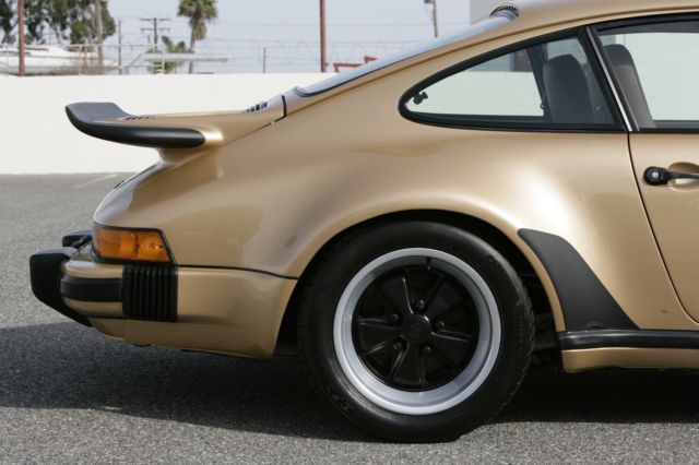 1977 Porsche 911 Coupe - photo 6