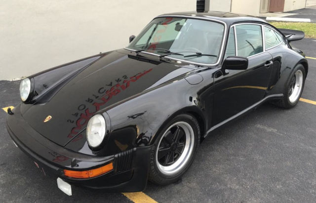 1977 Porsche 911 - photo 2