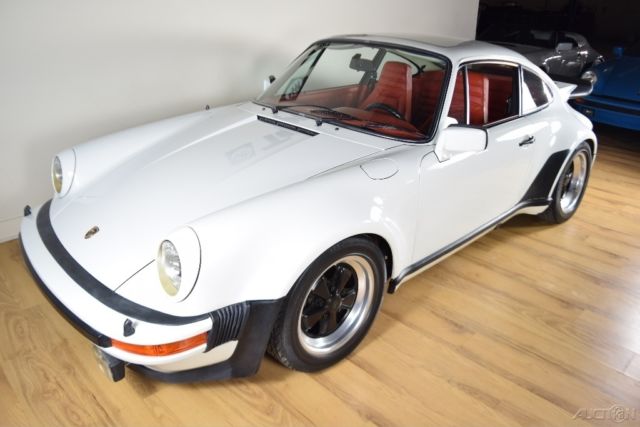 1977 Porsche 911 - photo 2