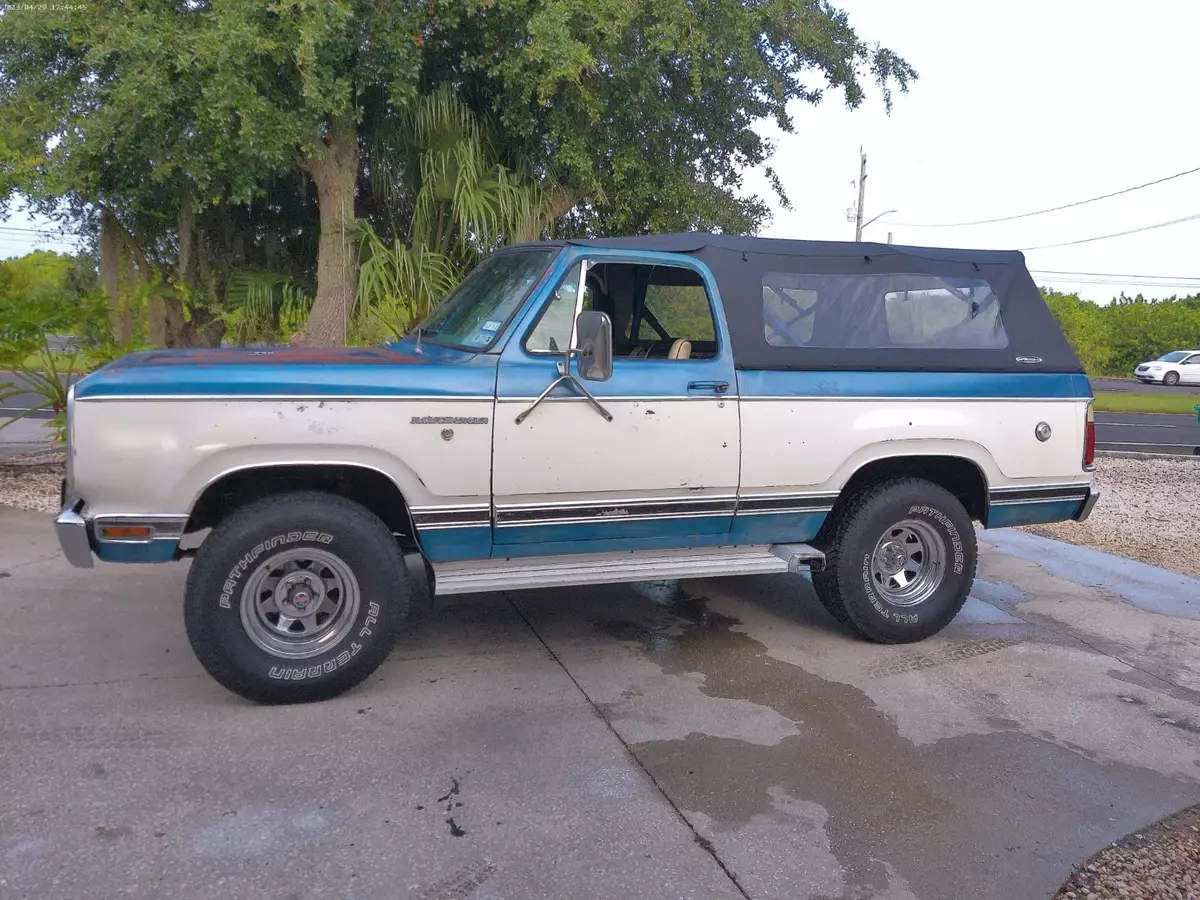 1977 ramcharger SE pop top soft top factory 440 truck rare 4x4 soft top only 1977 Dodge Ramcharger