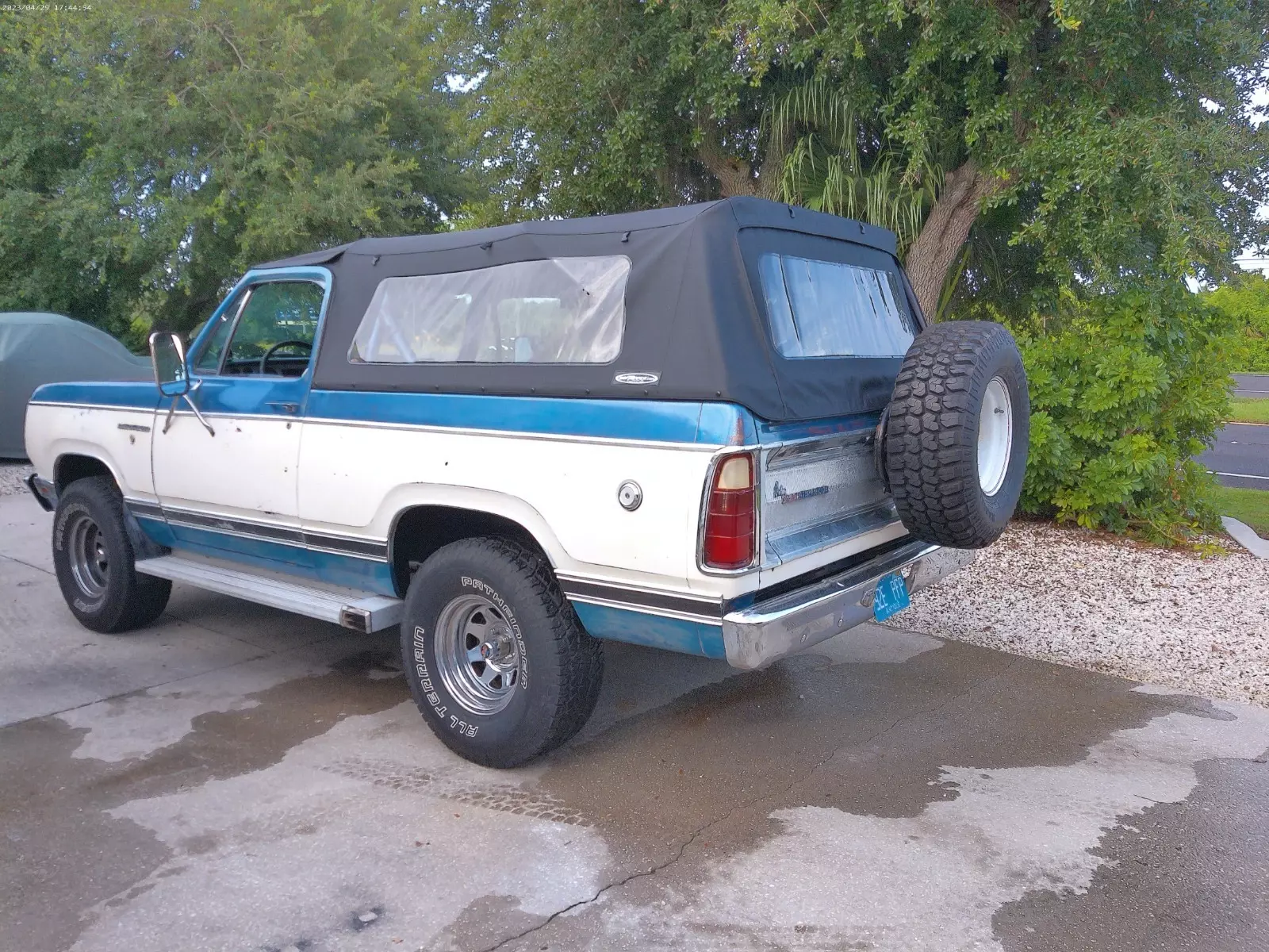 1977 Dodge Ramcharger - photo 2