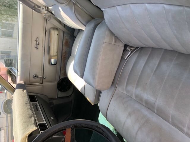 1977 Ford Ranchero Brougham - photo 2