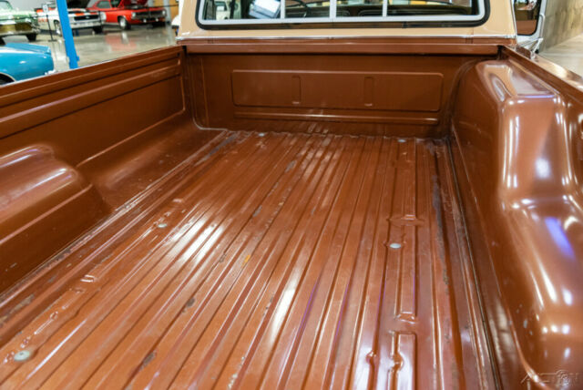 1977 Ford F-350 Ranger XLT / Camper Special - photo 9