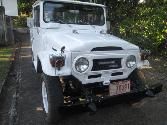 1977 Toyota Land Cruiser *Rare Diesel Pick up truck* - FJ40 FJ45 HJ45 - photo 2