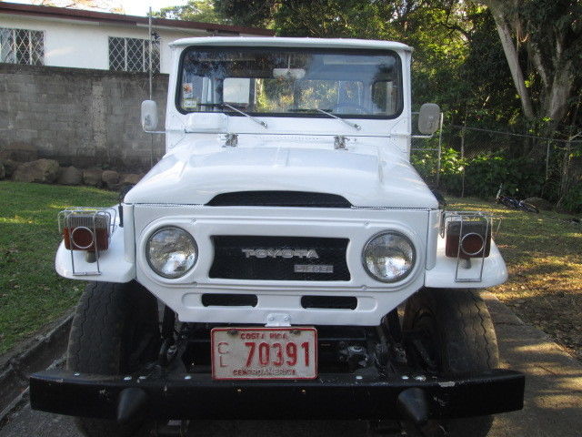 1977 Toyota Land Cruiser *Rare Diesel Pick up truck* - FJ40 FJ45 HJ45 - photo 4