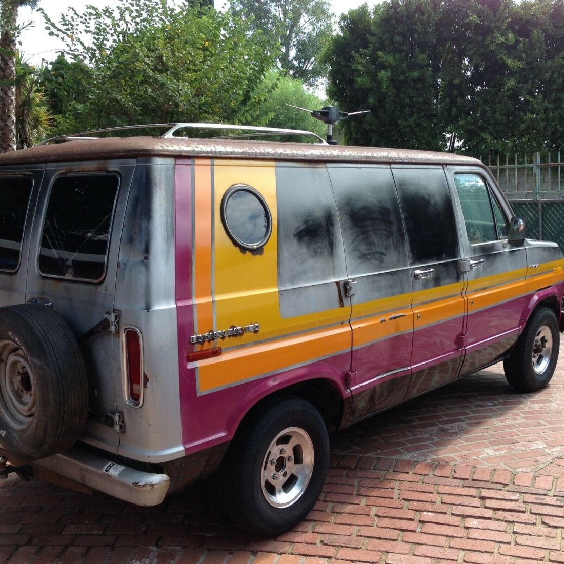 1977 Ford E-Series Van - photo 5