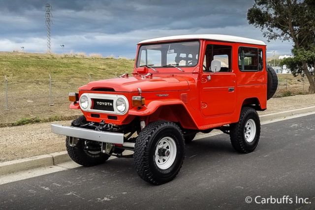1977 Red 4X4! 6 cyl 3 speed Excellent paint Nice driver 1977 Toyota Land Cruiser 4X4