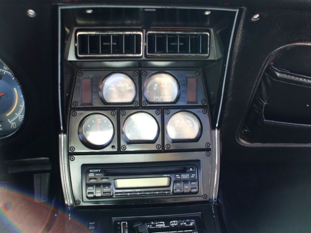 1977 Chevrolet Corvette - photo 11