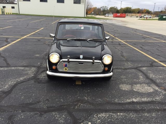 1977 Rover MINI RHD!!! Auto 998cc's of fun! Great summer cruiser!Roll in style!! 1977 Mini Classic Mini