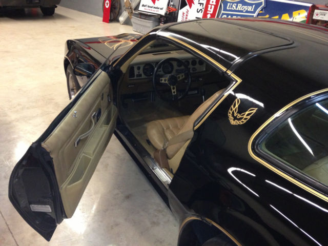 1977 Pontiac Trans Am - photo 13