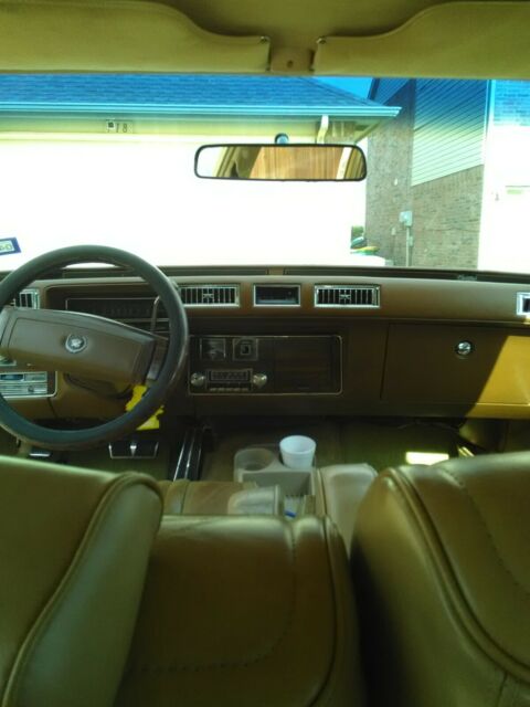 1977 Cadillac Seville - photo 3