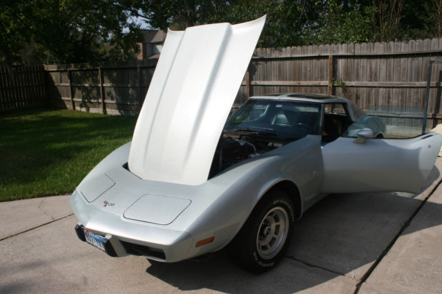 1977 Silver L48 Corvette 4 SPD 26,100 Original Miles 1977 Chevrolet Corvette