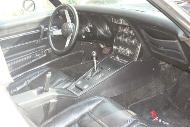 1977 Chevrolet Corvette - photo 11