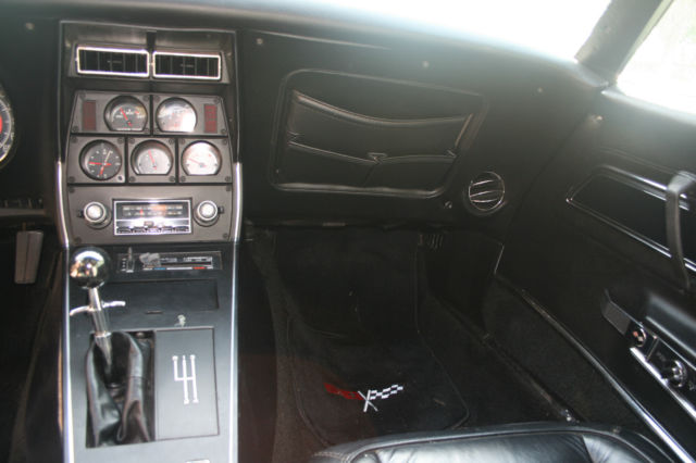 1977 Chevrolet Corvette - photo 6