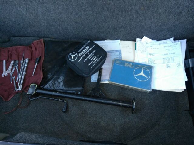 1977 Mercedes-Benz 400-Series Silver - photo 11