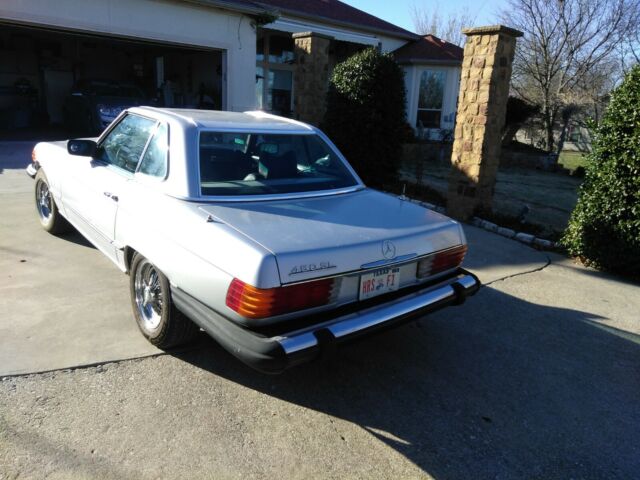 1977 Mercedes-Benz 400-Series Silver - photo 3