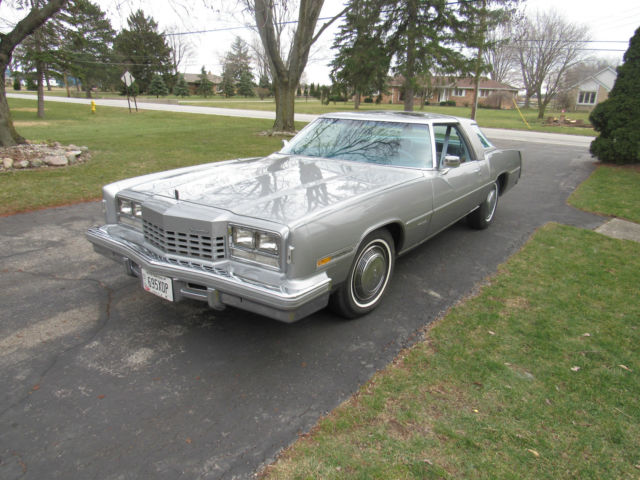 1977 Oldsmobile Toronado XS Coupe 2-Door