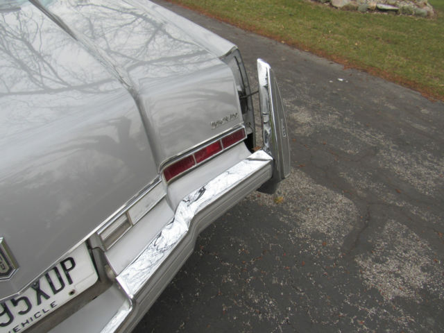 1977 Oldsmobile Toronado XS Coupe 2-Door - photo 12