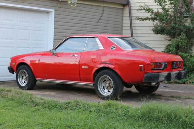 1977 Toyota Celica red - photo 5