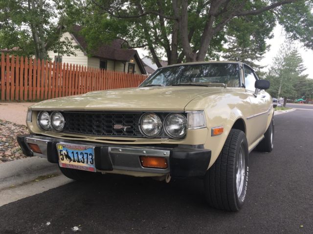 1977 Toyota Celica ST 2-door coupe RA24 1977 Toyota Celica ST