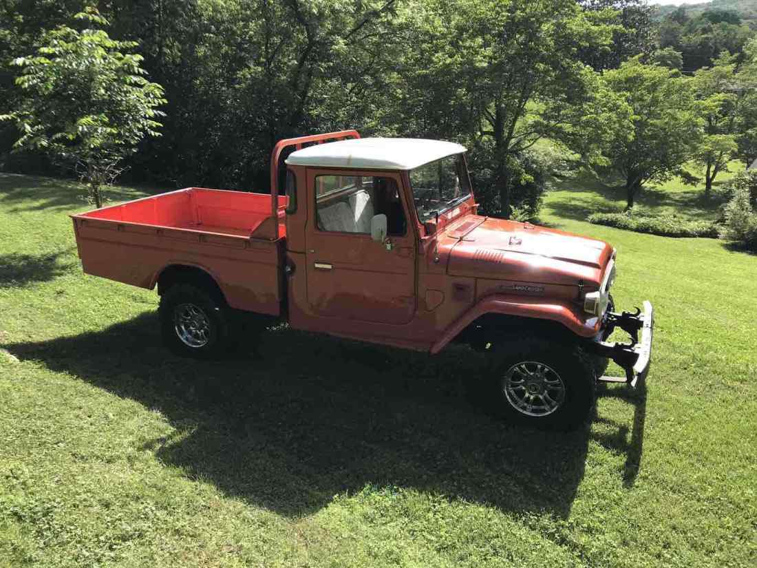 1977 Toyota FJ45 land cruiser - photo 8
