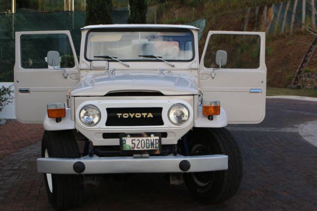 1977 Toyota Land Cruiser FJ45 - photo 13