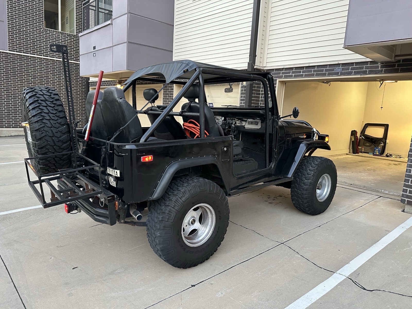 1977 Toyota Land Cruiser 40 - photo 4