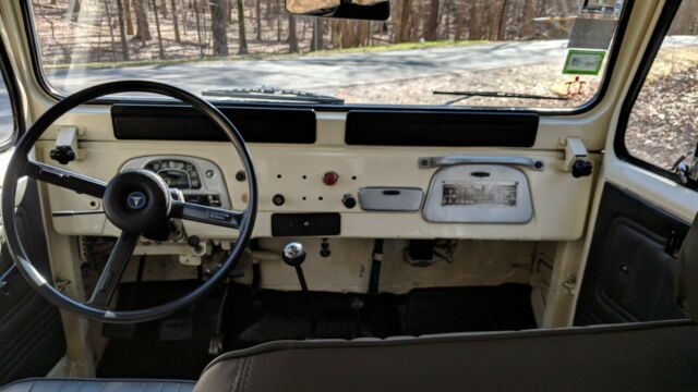1977 Toyota Land Cruiser BJ40 - photo 12