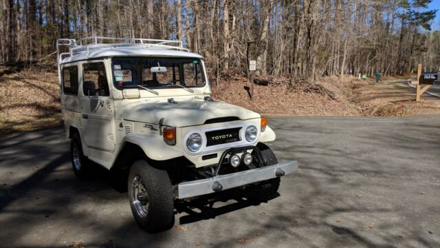 1977 Toyota Land Cruiser BJ40 - photo 3
