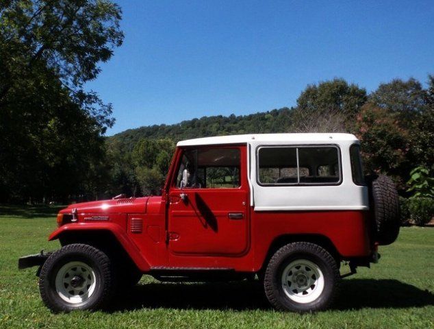1977 Toyota Land Cruiser FJ40 - photo 2