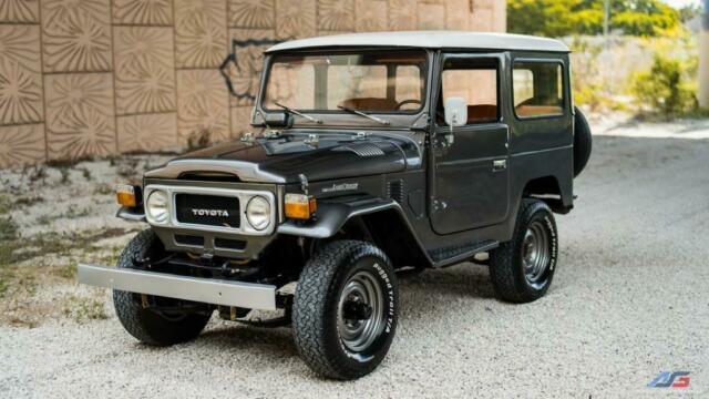 1977 Toyota Land Cruiser FJ40 - photo 3