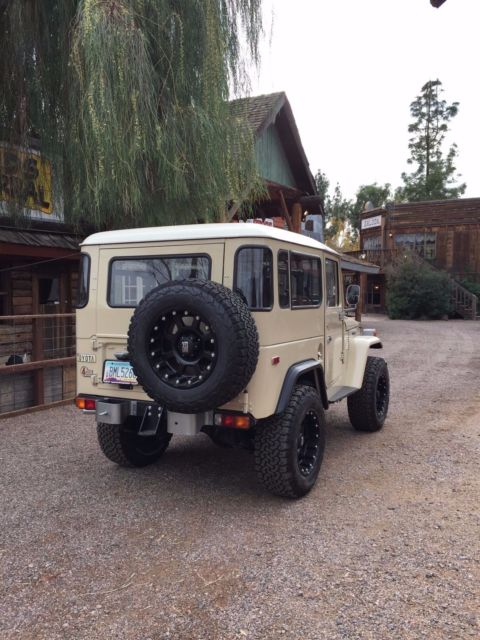 1977 Toyota Land Cruiser FJ40 - photo 4