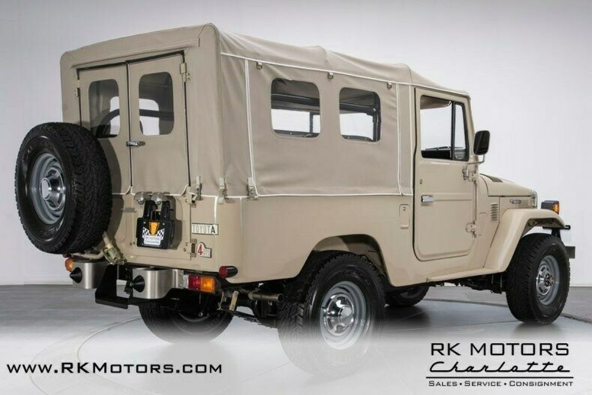 1977 Toyota Land Cruiser FJ43 - photo 2
