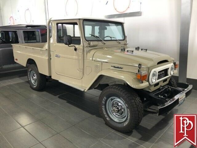 1977 Toyota Land Cruiser Longbed Pickup - photo 10