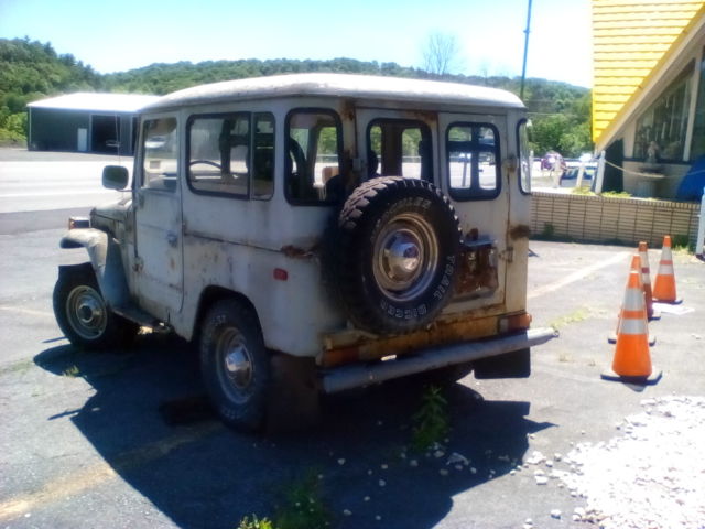 1977 Toyota Land Cruiser FJ40 - photo 3