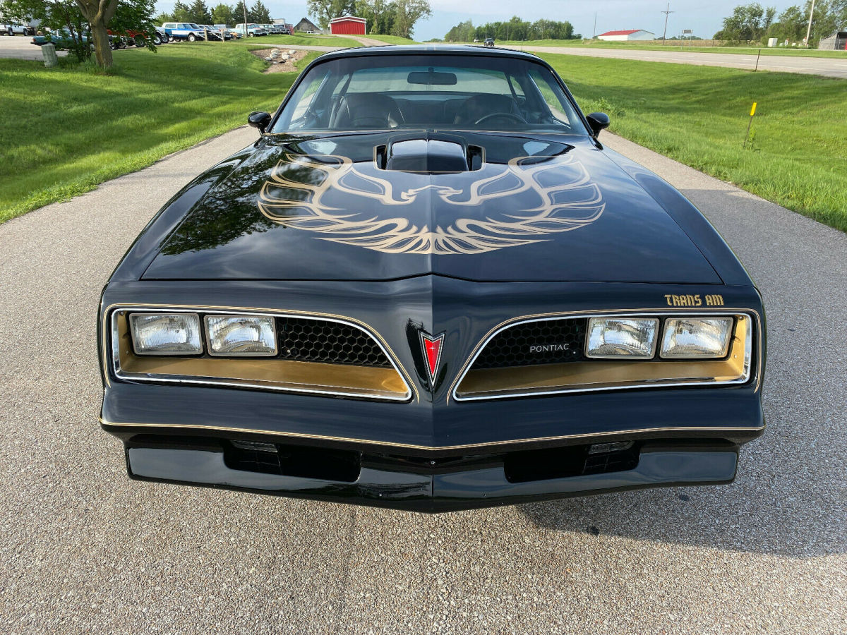1977 Pontiac Trans Am SE, 400 - Auto, Hurst T-Tops, 38k Miles - photo 4