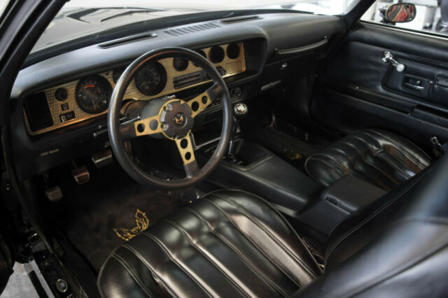 1977 Pontiac Trans Am Special Edition W72 Y82 4-Spd 60k Miles Frame-Off - photo 10