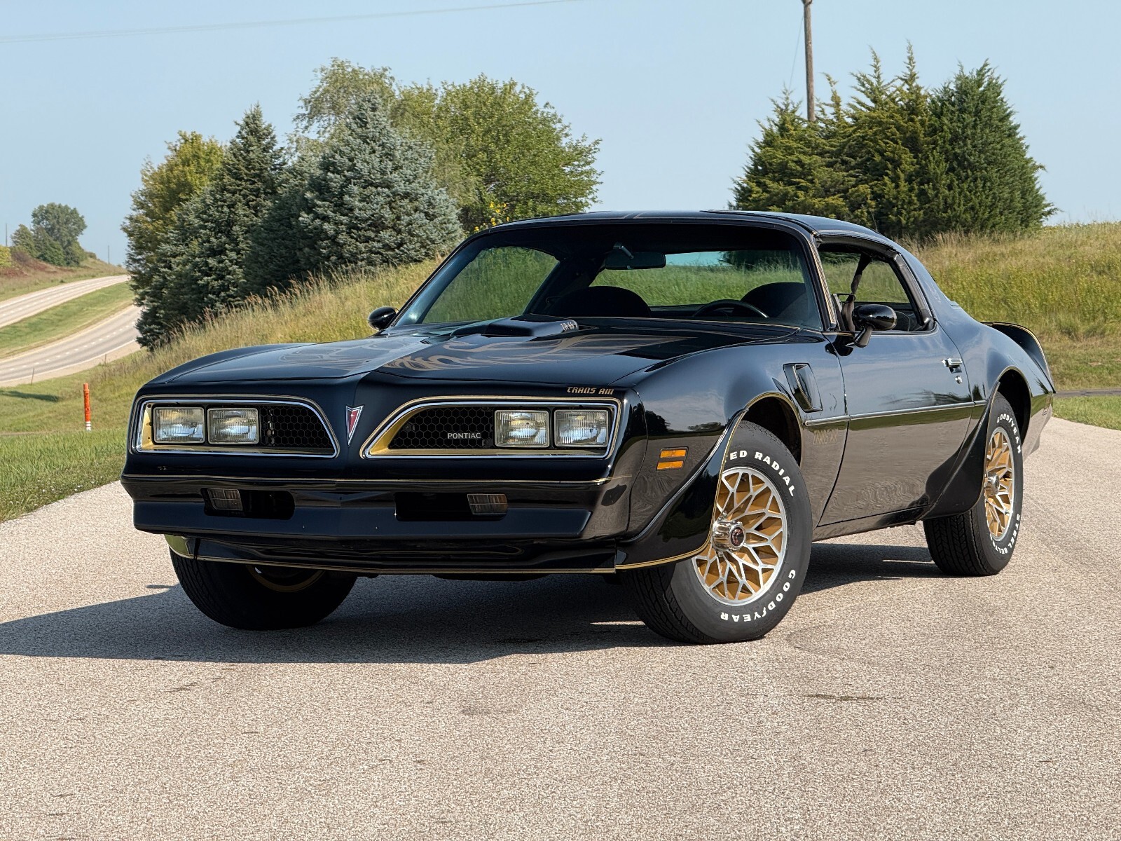 1977 Pontiac Trans Am Y82, W72 400ci, 4-Spd, AC, 46k Miles, Survivor - photo 5