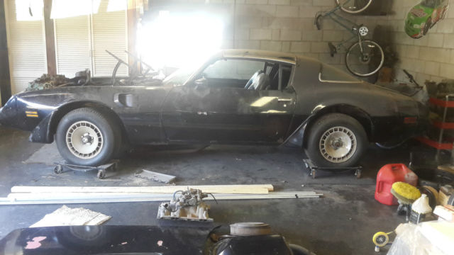 1977 TRANS AM T TOPS PROJECT RESTORATION HOT ROD RAT ROD 4 SPEED 400 NEEDS WORK 1977 Pontiac Trans Am BLACK ON BLACK
