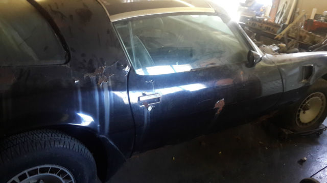 1977 Pontiac Trans Am BLACK ON BLACK - photo 6